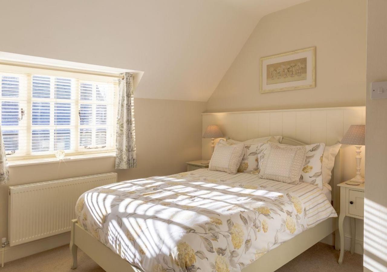Jasmine Cottage - 2 Bedroom In Heart Of Bourton! Exterior photo