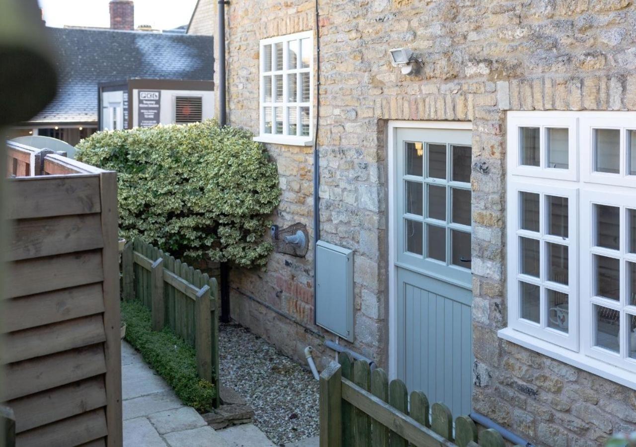 Jasmine Cottage - 2 Bedroom In Heart Of Bourton! Exterior photo