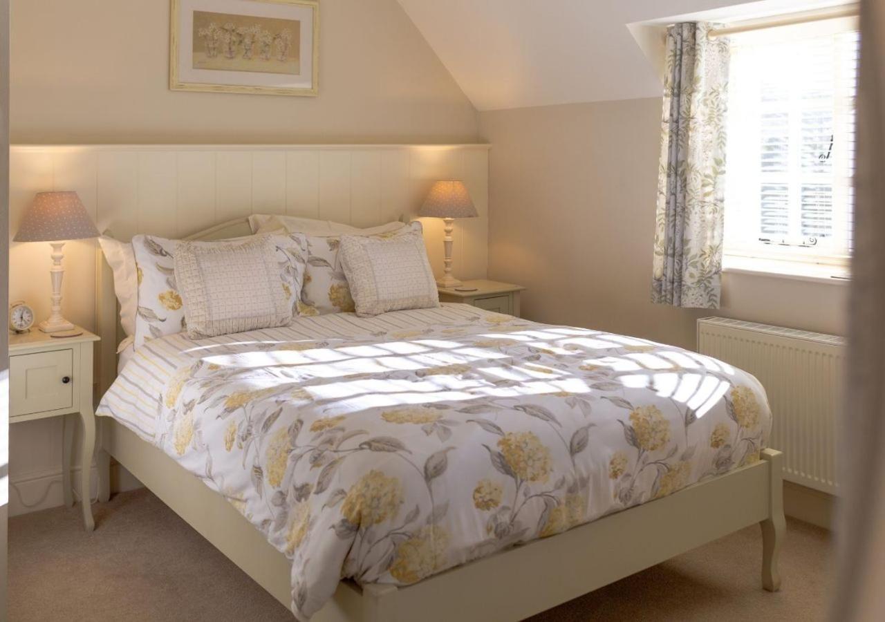 Jasmine Cottage - 2 Bedroom In Heart Of Bourton! Exterior photo