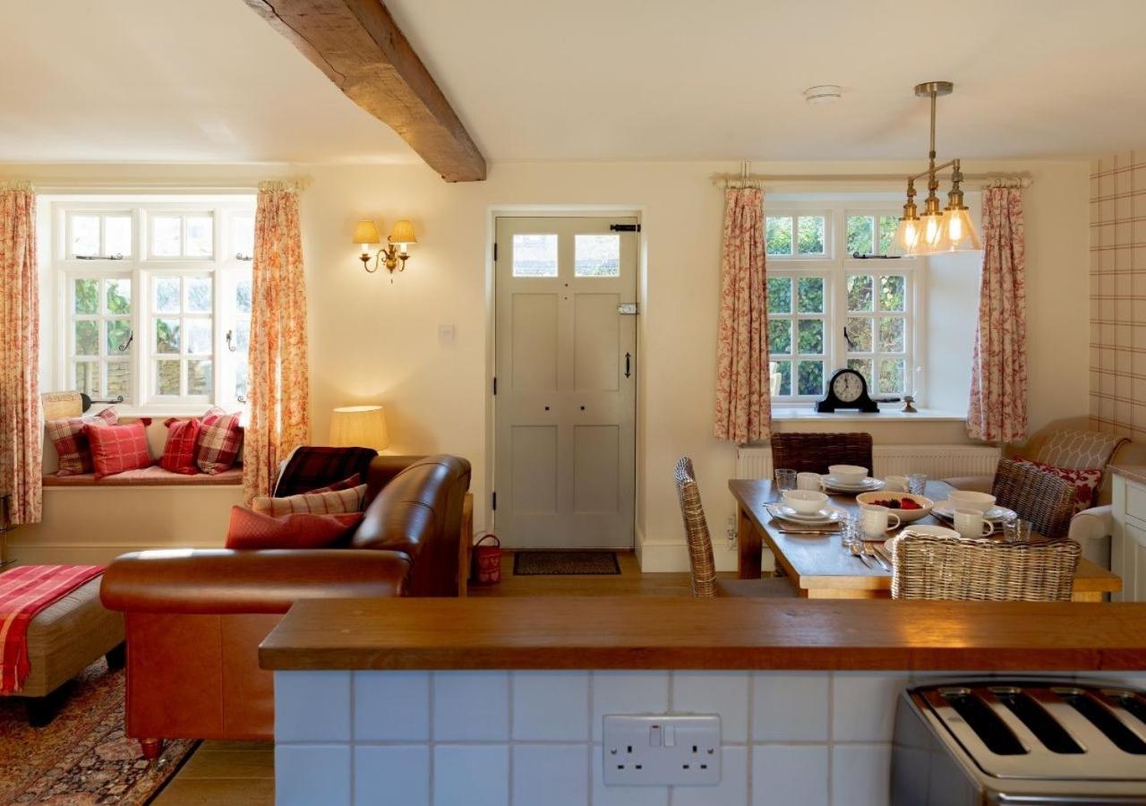 Jasmine Cottage - 2 Bedroom In Heart Of Bourton! Exterior photo