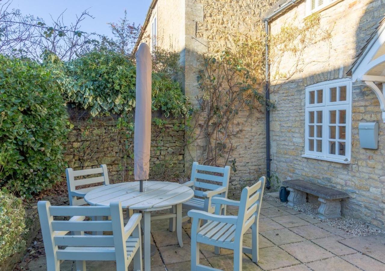 Jasmine Cottage - 2 Bedroom In Heart Of Bourton! Exterior photo